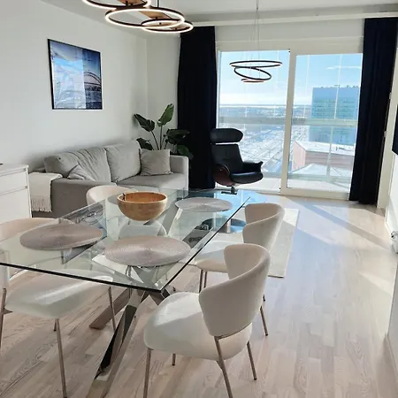 Lägenhet New Sky High Lr, 1br, 1ba, Sauna, Gbalcony, 45m2, 12krs *